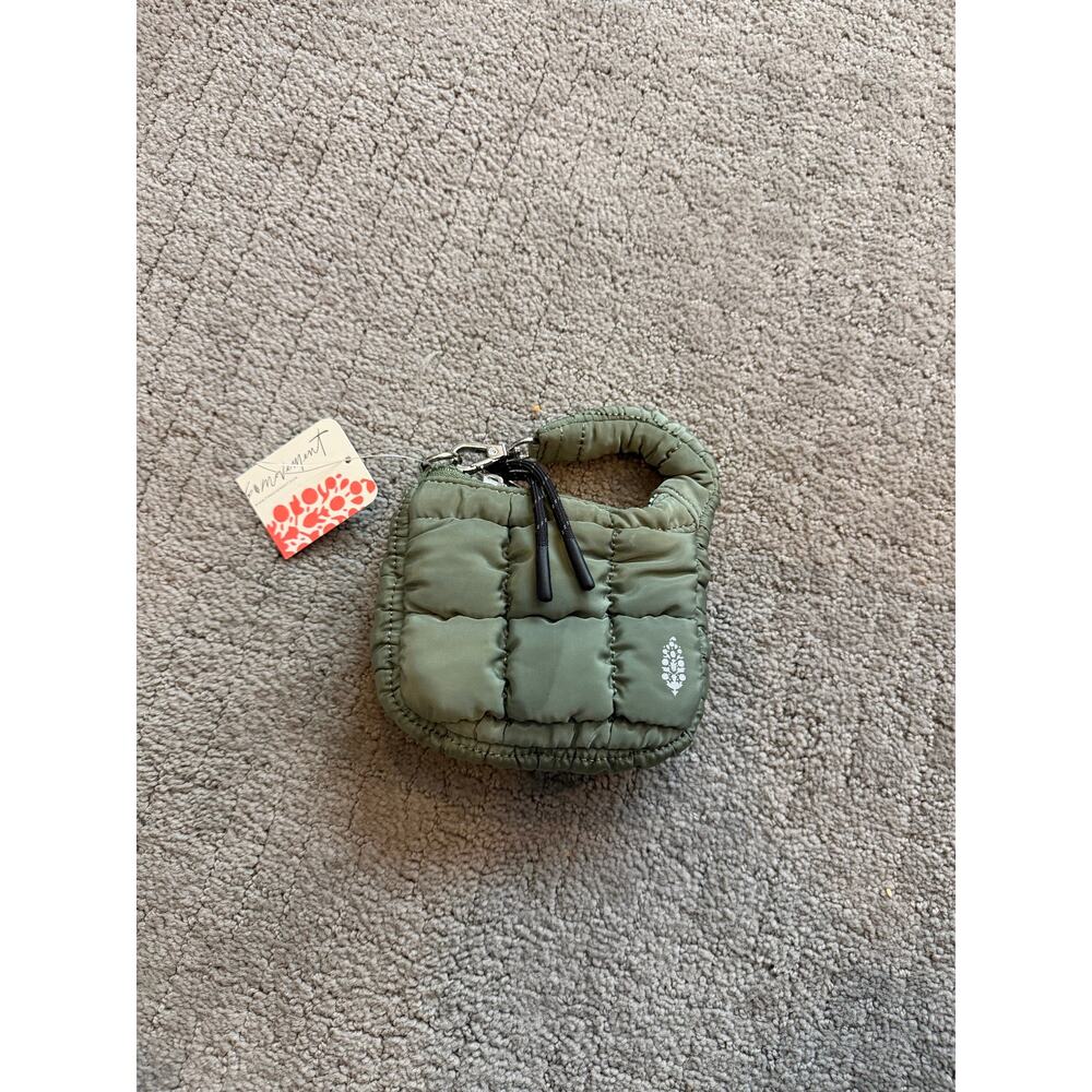 Free People Quilted Micro Pouch Mini Puff Bag Charm Coin - Picture 2 of 4